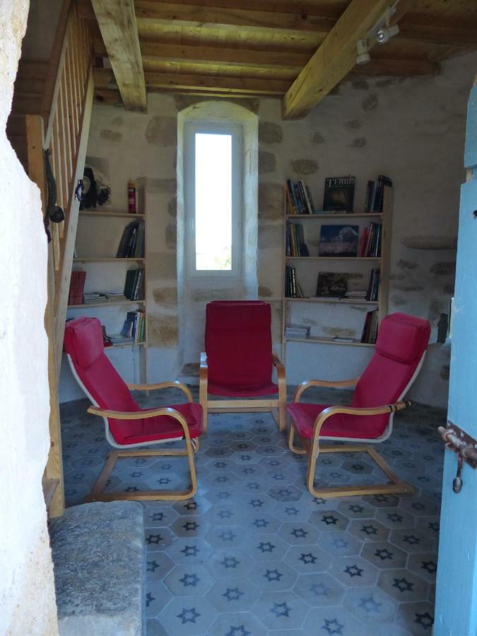 Bed and Breakfast Roulotte La Souleillade Saint-Sernin  Екстер'єр фото